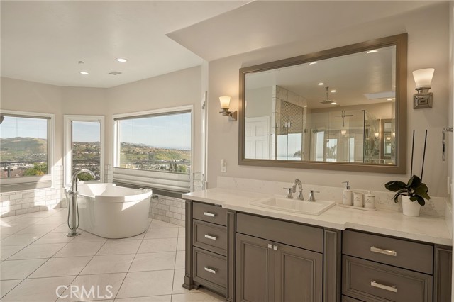 Detail Gallery Image 35 of 59 For 4 Old Ranch, Laguna Niguel,  CA 92677 - 6 Beds | 6/1 Baths