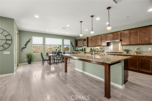 11362 Hutton Road, Corona CA: https://media.crmls.org/medias/241553dd-ca56-4210-8b85-44d7af37e77a.jpg