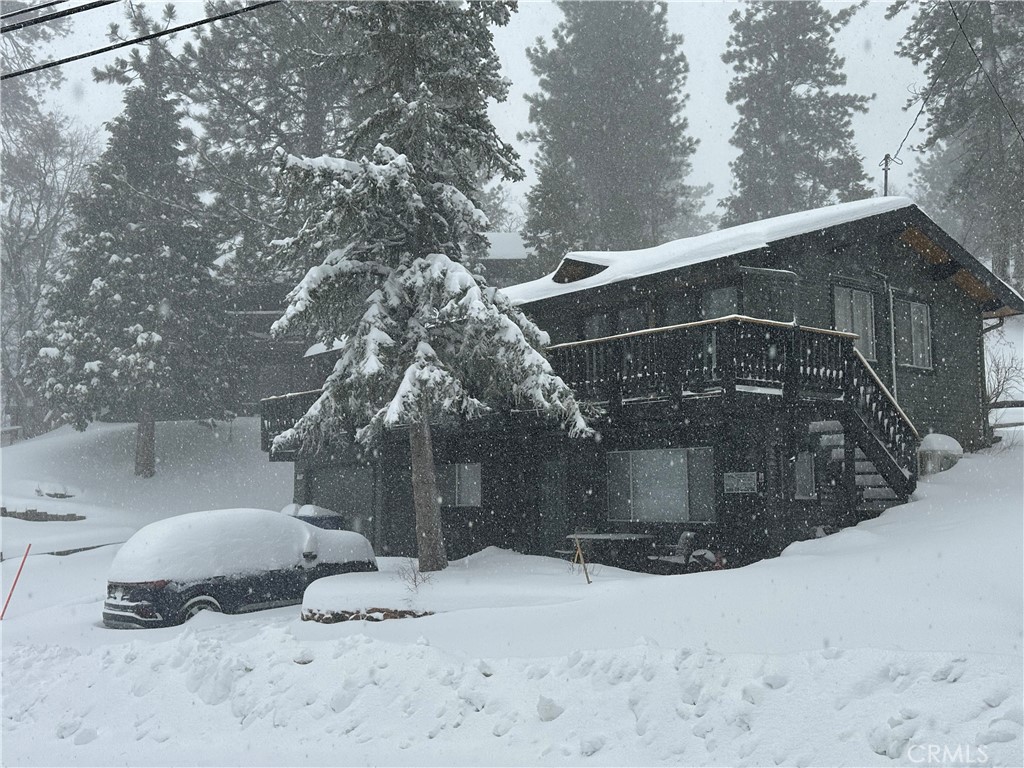 https://media.crmls.org/medias/2415bc3a-944b-4015-a99f-553c114990d2.jpg?preset=X-Large