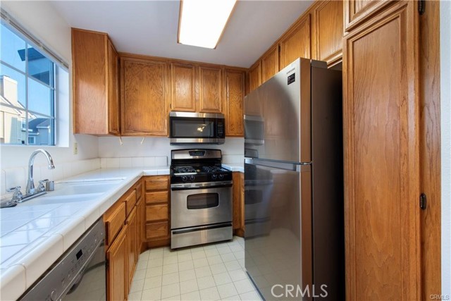 2800 Plaza Del Amo, Torrance CA: https://media.crmls.org/medias/24160985-15dc-48d6-b82a-fa45b89d84bd.jpg