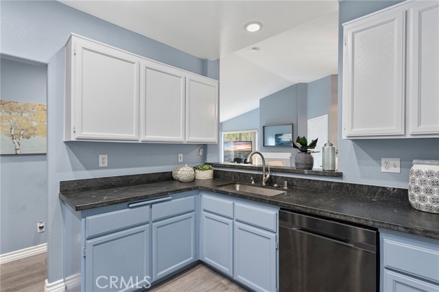 24161dab Ecde 4d49 A4ee 69367e8dc209