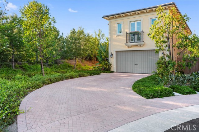 61 Farmhand, Irvine, CA 92602