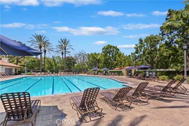 57 Alevera Street, Irvine CA: https://media.crmls.org/medias/2416d0e5-e5f2-4aee-bee9-984e490cf47b.jpg
