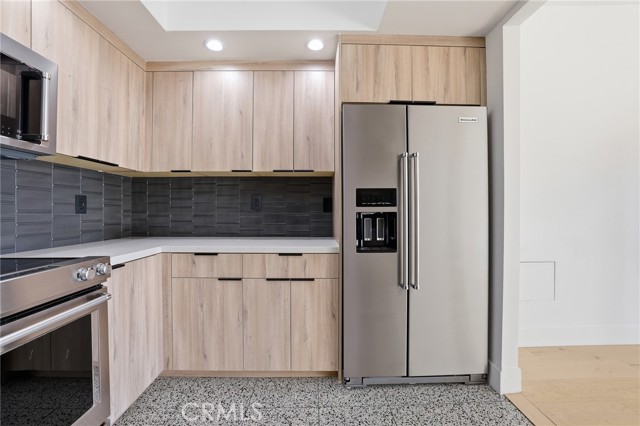 Detail Gallery Image 13 of 37 For 321 S San Vicente Bld #604,  Los Angeles,  CA 90048 - 2 Beds | 2 Baths