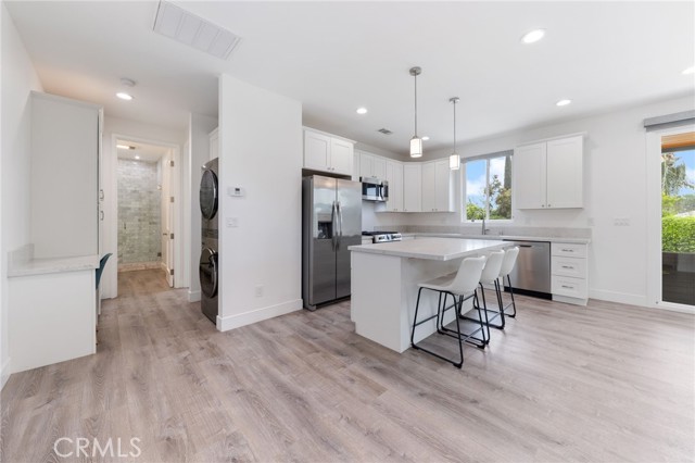 Detail Gallery Image 12 of 24 For 1572 Coolcrest Avenue, Upland,  CA 91786 - 1 Beds | 1 Baths