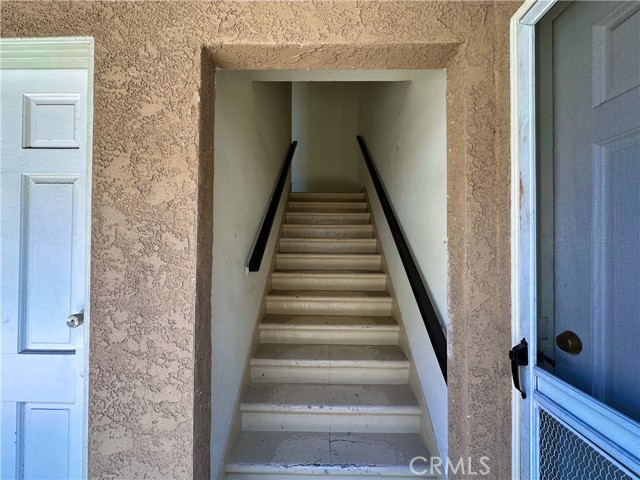 1436 S Holt Avenue, Los Angeles CA: https://media.crmls.org/medias/2419e04d-ba01-45da-a58d-685c839459b0.jpg