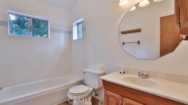 Detail Gallery Image 35 of 71 For 54415 Live Oak St, Idyllwild,  CA 92549 - 2 Beds | 1/1 Baths