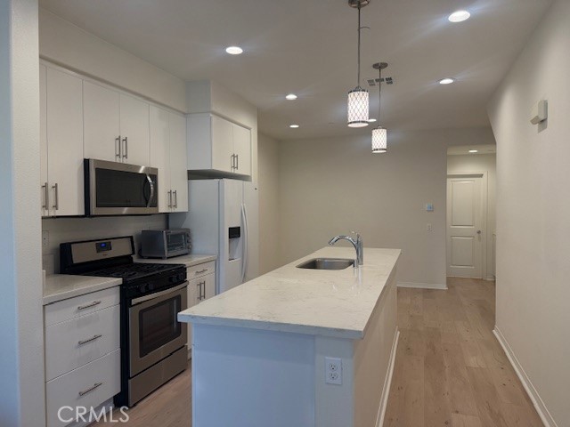 Detail Gallery Image 4 of 25 For 11120 Legion Loop #103,  El Monte,  CA 91731 - 3 Beds | 3 Baths