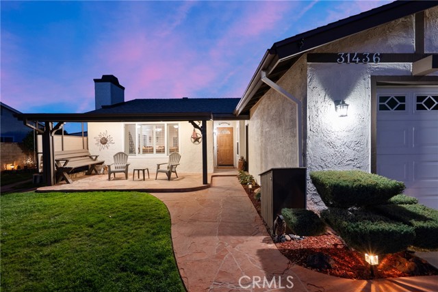 Detail Gallery Image 5 of 75 For 31436 Arrow Point, Castaic,  CA 91384 - 4 Beds | 2 Baths