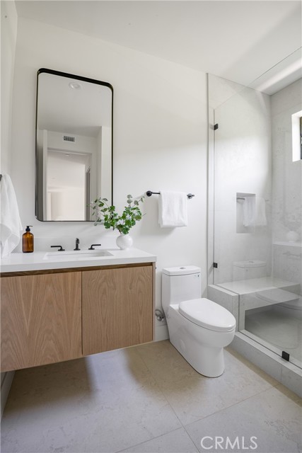 12335 Otsego Street, Valley Village CA: https://media.crmls.org/medias/241c348a-3694-48e7-ae4a-a7ce99e61df1.jpg