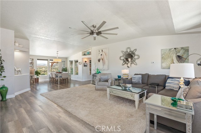 Detail Gallery Image 7 of 48 For 33270 Paseo De Oro, Menifee,  CA 92584 - 3 Beds | 2 Baths