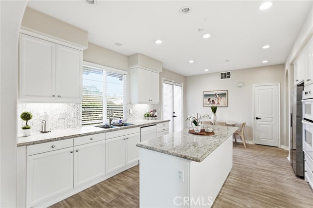 Detail Gallery Image 13 of 48 For 21245 Alanis, Huntington Beach,  CA 92648 - 3 Beds | 2/1 Baths