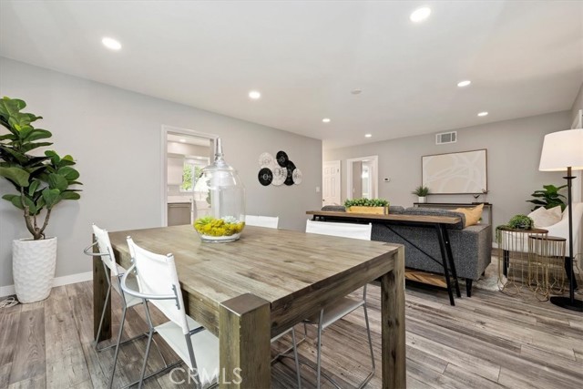 887 Kingman Drive, Norco CA: https://media.crmls.org/medias/241fe479-fc3e-4ef1-bad5-d6cf9e293fa6.jpg