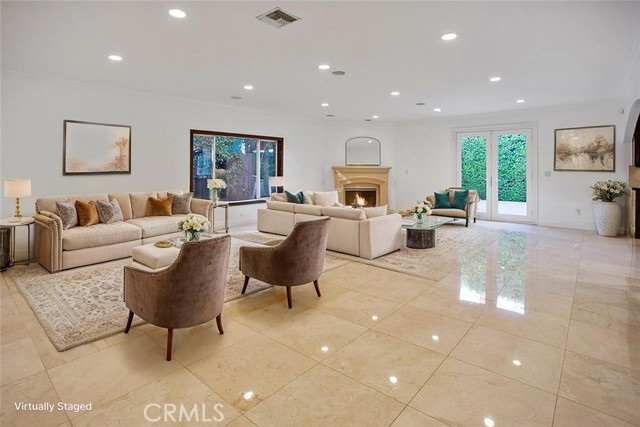 4818 Lemona Avenue, Sherman Oaks CA: https://media.crmls.org/medias/242108c7-bf6a-4eb1-b001-389c271c590b.jpg