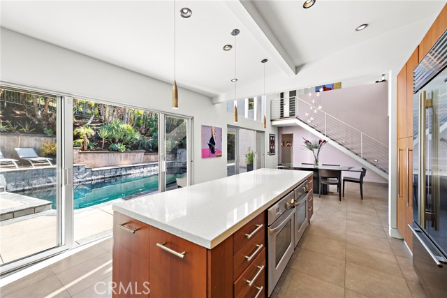 Detail Gallery Image 16 of 46 For 30692 Marilyn, Laguna Beach,  CA 92651 - 4 Beds | 3/1 Baths