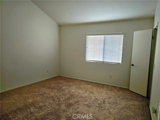 Detail Gallery Image 7 of 14 For 20821 E Calora #E1,  Covina,  CA 91724 - 3 Beds | 2/1 Baths