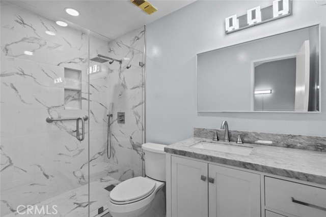 7130 Glade Avenue, Canoga Park CA: https://media.crmls.org/medias/24226c1c-9c4c-4db9-ae89-b62db36ca0ce.jpg