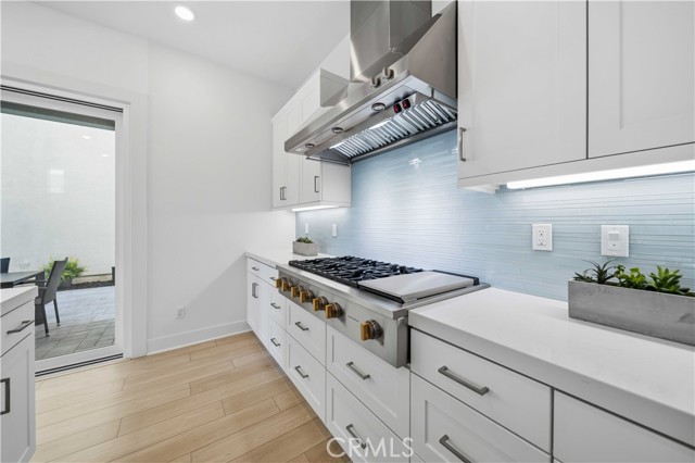 Detail Gallery Image 15 of 69 For 27516 Golden Currant Pl, Valencia,  CA 91381 - 4 Beds | 4/1 Baths