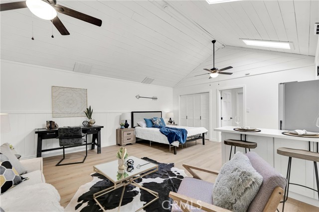 Detail Gallery Image 29 of 40 For 5550 Fallbrook Ave, Woodland Hills,  CA 91367 - 3 Beds | 2 Baths