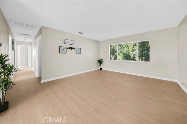 Detail Gallery Image 3 of 23 For 3144 Lashbrook Ave #4,  El Monte,  CA 91733 - 3 Beds | 1 Baths