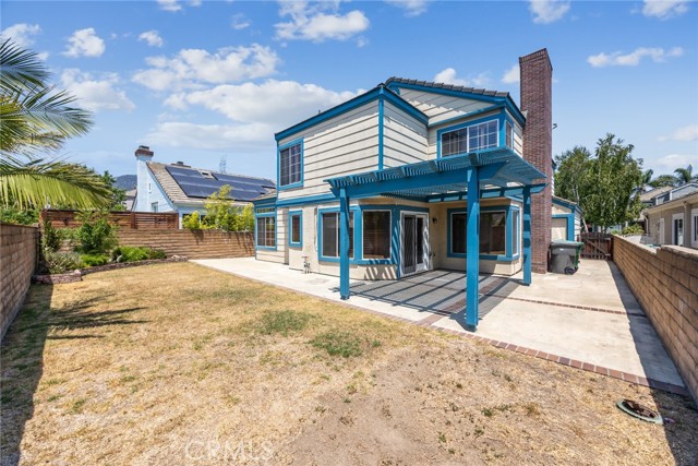 5795 Blackbird Lane, La Verne CA: https://media.crmls.org/medias/24237dfc-6835-4ca7-a60a-54f8accfa44b.jpg