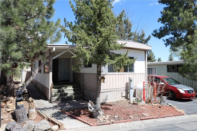 Detail Gallery Image 1 of 23 For 391 Montclair Dr #176,  Big Bear City,  CA 92314 - 2 Beds | 2 Baths
