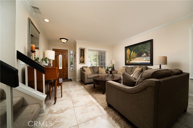 Detail Gallery Image 10 of 38 For 4 Raposa, Rancho Santa Margarita,  CA 92688 - 4 Beds | 3/1 Baths