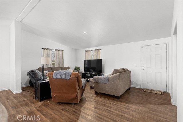 1863 Norwood Drive, Paradise CA: https://media.crmls.org/medias/2426a96b-762a-401e-83d1-26c201e9fea6.jpg