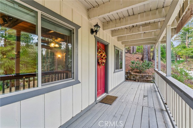28565 Shenandoah Drive, Lake Arrowhead, CA 92352