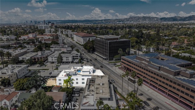 Image 54 of 70 For 4262 Wilshire Boulevard