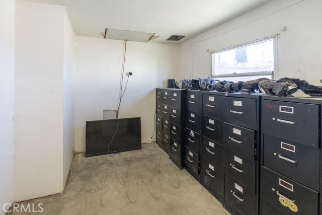 42052 3rd Street, Lancaster, California 93535, ,Commercial Lease,For Rent,42052 3rd Street,CRBB24251746