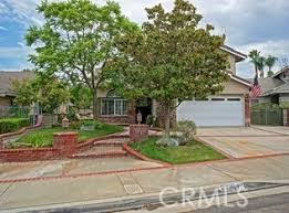 28642 Apricot Place, Saugus CA: https://media.crmls.org/medias/2427488c-b421-456d-bfef-7ca7605bfb6b.jpg