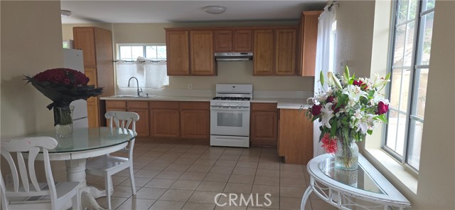 Detail Gallery Image 8 of 36 For 211 E 119th St, Los Angeles,  CA 90061 - – Beds | – Baths