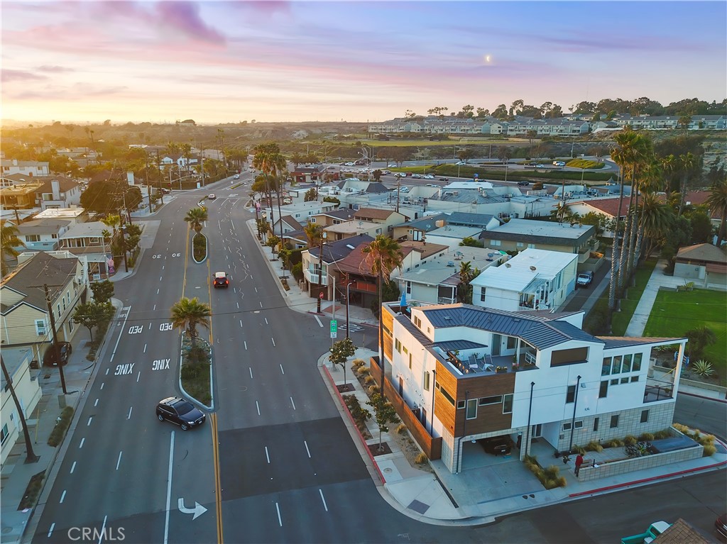 MLS #OC25155817 img 5