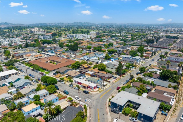 1048 S Record Avenue, East Los Angeles CA: https://media.crmls.org/medias/242ab4ad-7a4b-4ae6-95e3-dee00e012f2a.jpg