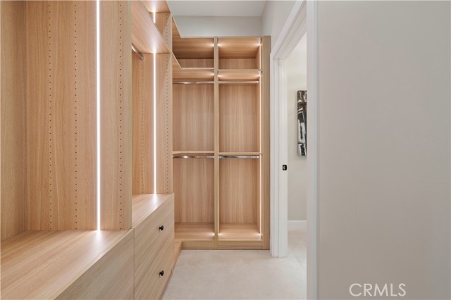Detail Gallery Image 16 of 36 For 3923 Edenhurst Ave, Los Angeles,  CA 90039 - 4 Beds | 3 Baths