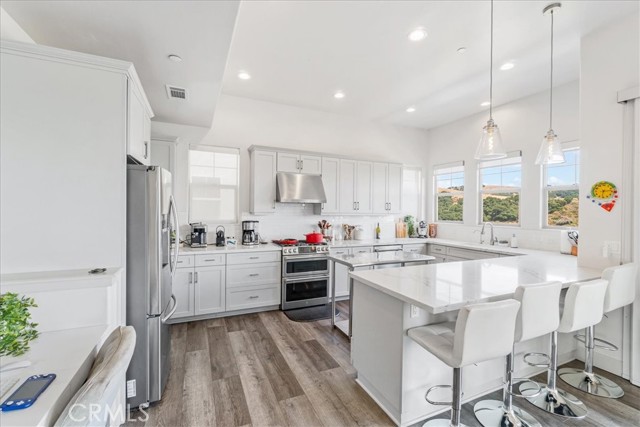Detail Gallery Image 13 of 41 For 1009 Price Canyon Rd, Pismo Beach,  CA 93449 - 3 Beds | 2/1 Baths