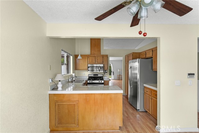 445 El Nido Court, Santa Maria CA: https://media.crmls.org/medias/242ccaa9-9b47-46bd-a432-a00d5ad9d9a8.jpg
