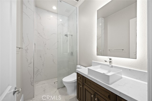 Detail Gallery Image 39 of 62 For 107 Clear Falls, Irvine,  CA 92602 - 5 Beds | 5/1 Baths