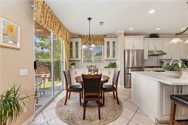 Detail Gallery Image 16 of 49 For 1865 Plainfield Way, Corona,  CA 92883 - 4 Beds | 3 Baths