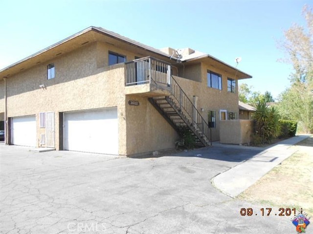 38023 20th E Street, Palmdale CA: https://media.crmls.org/medias/242e056c-9e88-4e7e-b183-da5206665587.jpg