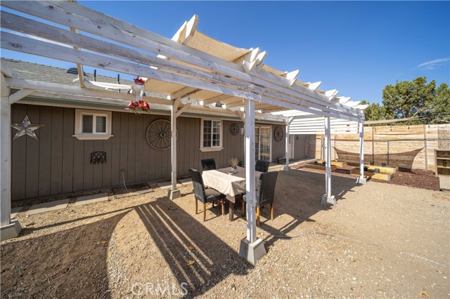 Detail Gallery Image 18 of 27 For 24136 Quail Estates Ln, Tehachapi,  CA 93561 - 3 Beds | 2 Baths