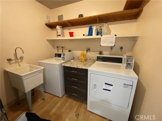 Detail Gallery Image 24 of 24 For 208 S Park View St #2,  Los Angeles,  CA 90057 - 4 Beds | 2 Baths