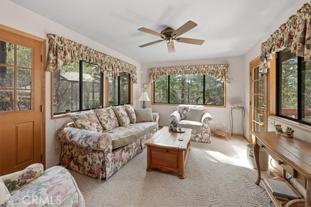 Detail Gallery Image 5 of 30 For 268 Olympic, Big Bear Lake,  CA 92315 - 4 Beds | 3 Baths