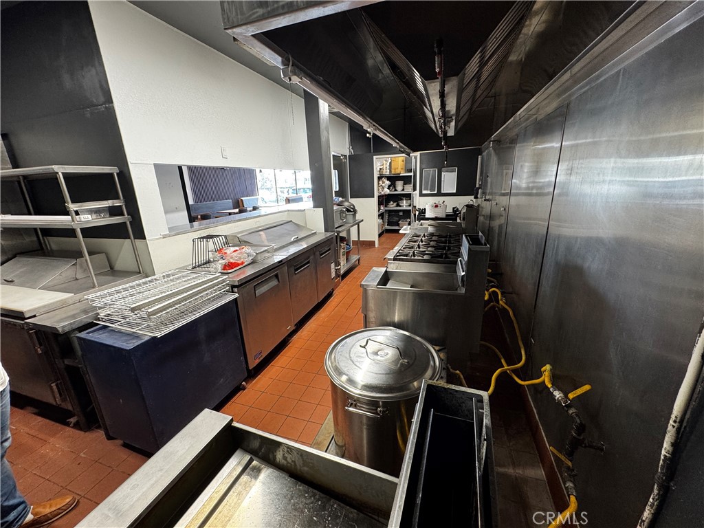 MLS #OC25216440 image #9