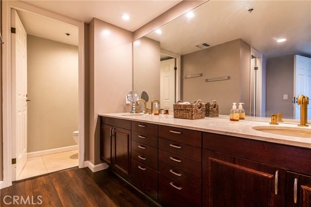 Detail Gallery Image 24 of 66 For 345 Pioneer Dr #1201,  Glendale,  CA 91203 - 2 Beds | 2 Baths