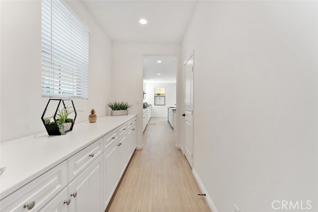 3131 E Rutherford Dr, Ontario CA: https://media.crmls.org/medias/24307c73-e5ef-4721-9ee7-cf0268accaaf.jpg