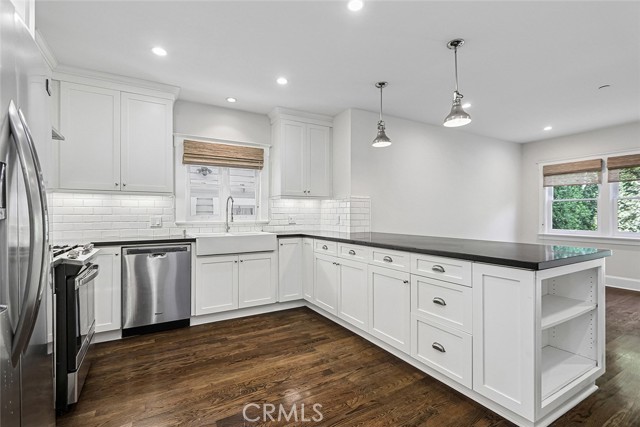 413 Emerald Street, Redondo Beach, California 90277, 3 Bedroom Bedrooms, 0 ,2 BathroomBathrooms,Residential,For Sale,Emerald,0,SB26185500 413 Emerald Street, Redondo Beach, California 90277, 3 Bedroom Bedrooms, 0 ,2 BathroomBathrooms,Residential,For Sale,Emerald,0,SB26185500