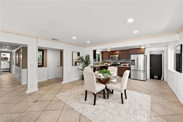 Detail Gallery Image 11 of 26 For 23076 Dune Mear Rd, Lake Forest,  CA 92630 - 4 Beds | 2 Baths