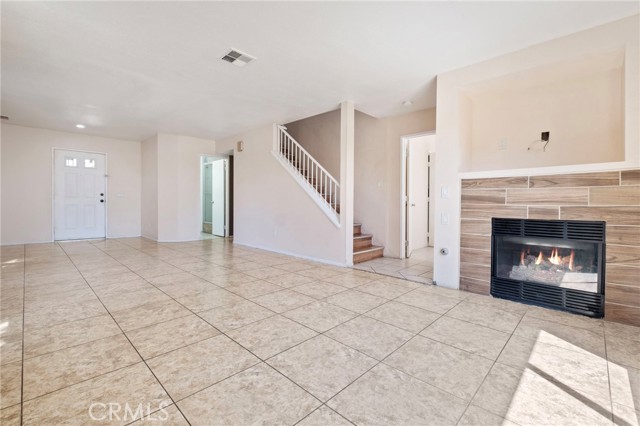 Detail Gallery Image 3 of 21 For 14677 Foothill Rd, Victorville,  CA 92394 - 3 Beds | 2/1 Baths